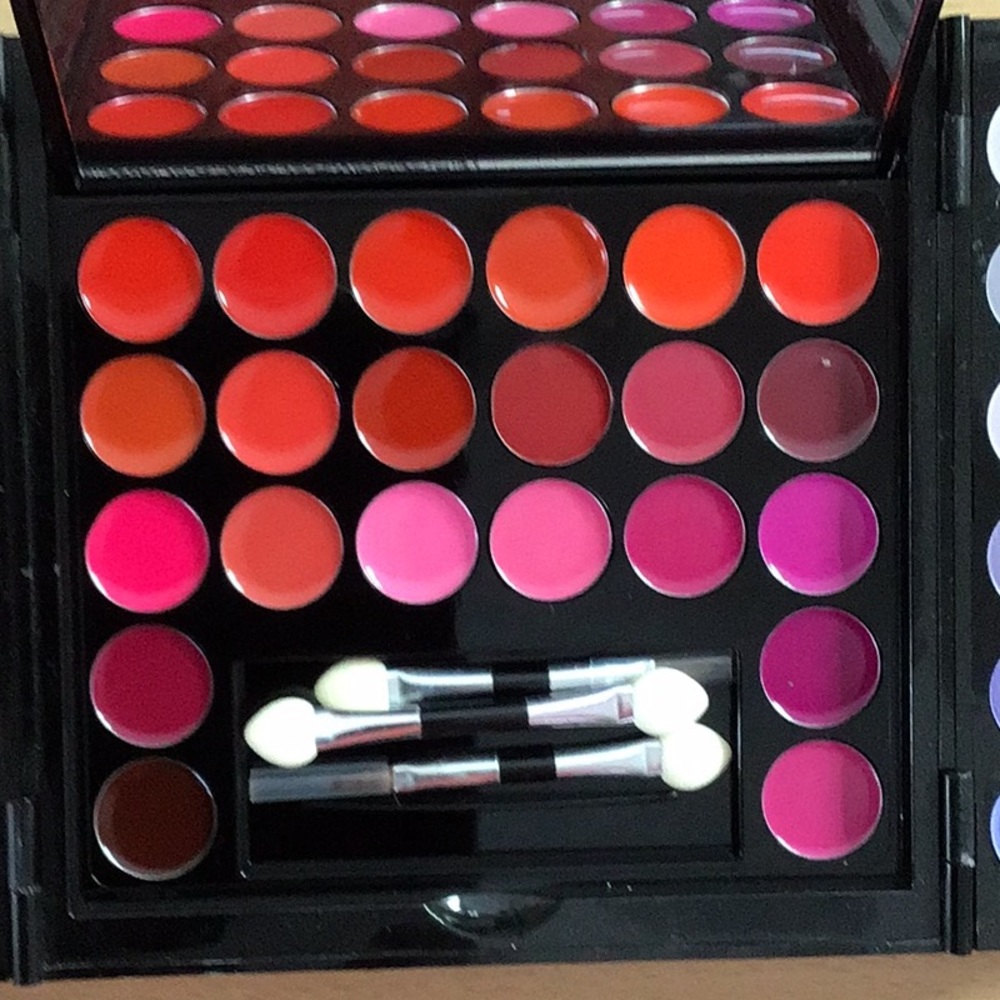 Shany makeup kit - Picture 2 of 4